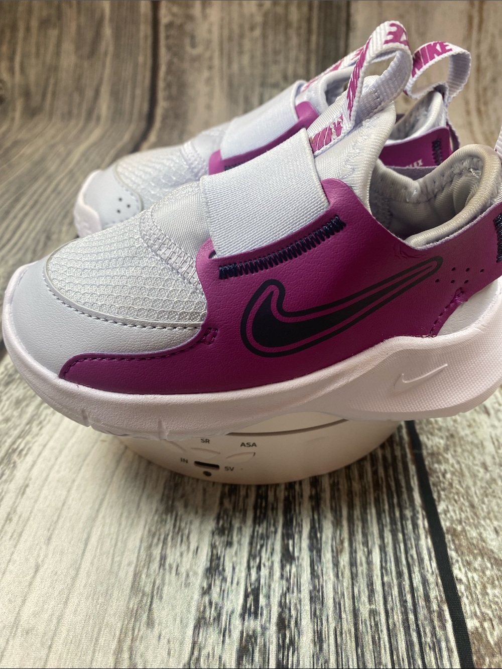 Nike Flex Runner 3 Toddler Shoes White Pink Slip-On Sneakers Size 6C
